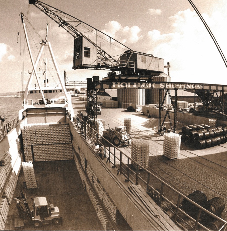 Holship about us section